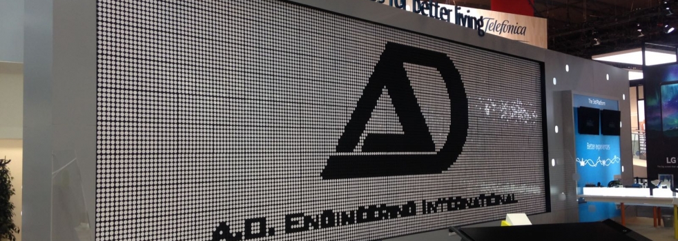 AD Engineering Installs large Flip-Dot sign in Barcelona, Spain